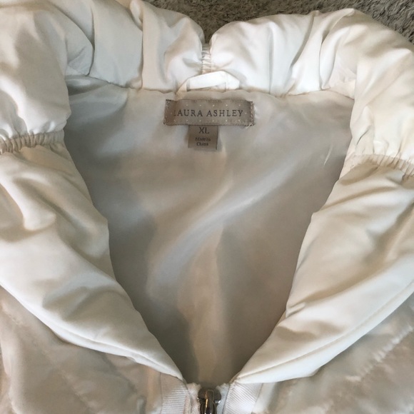 COPY - Laura Ashley Vest - Picture 8 of 8